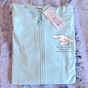 Sanrio Cinnamoroll Zip up Hoodie Size M/L  Authentic